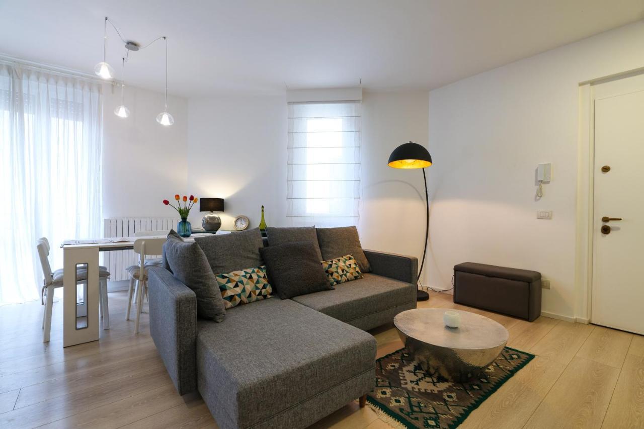 Apartamento Primopiano - Savona Milán Exterior foto