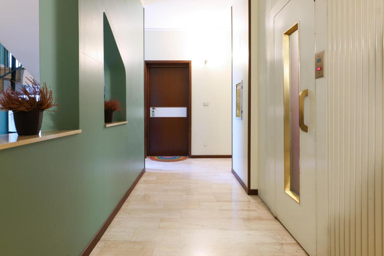 Apartamento Primopiano - Savona Milán Exterior foto
